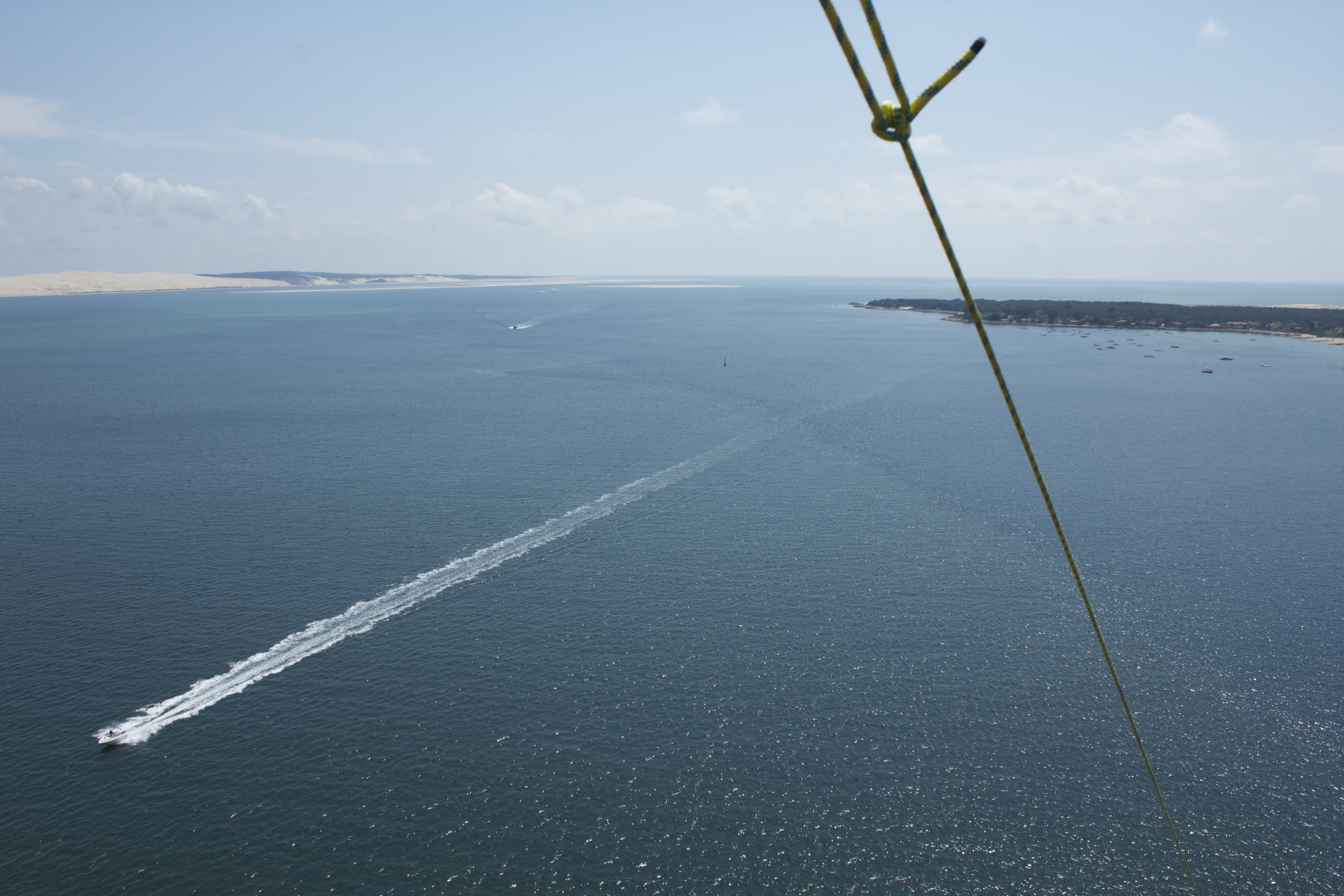 Parachute ascensionnel, Wakesurf, Foil, bouée tractée, canoë Cap Ferret